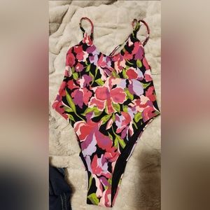 NWT Blush Swimwear